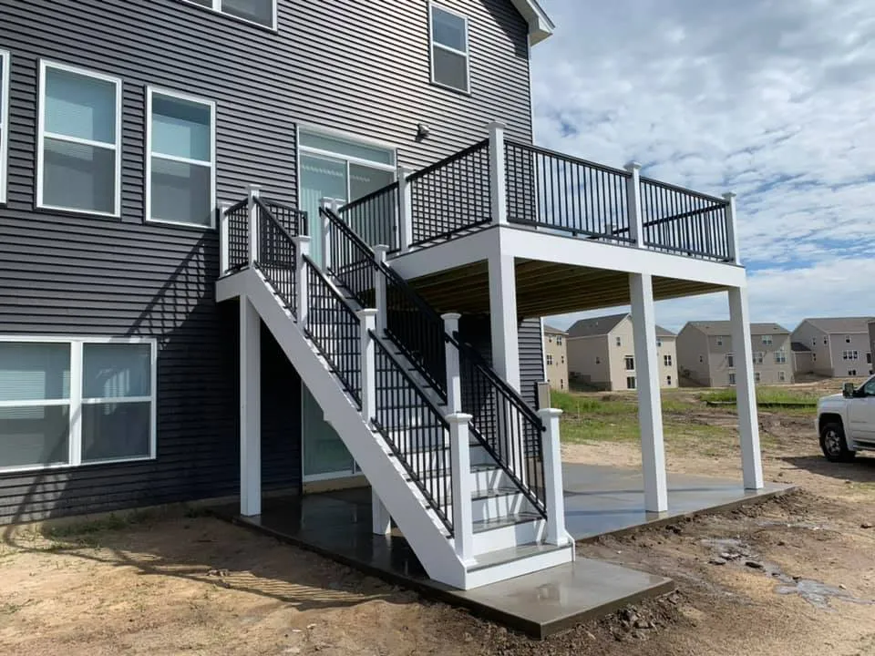 Long white stair and a big house