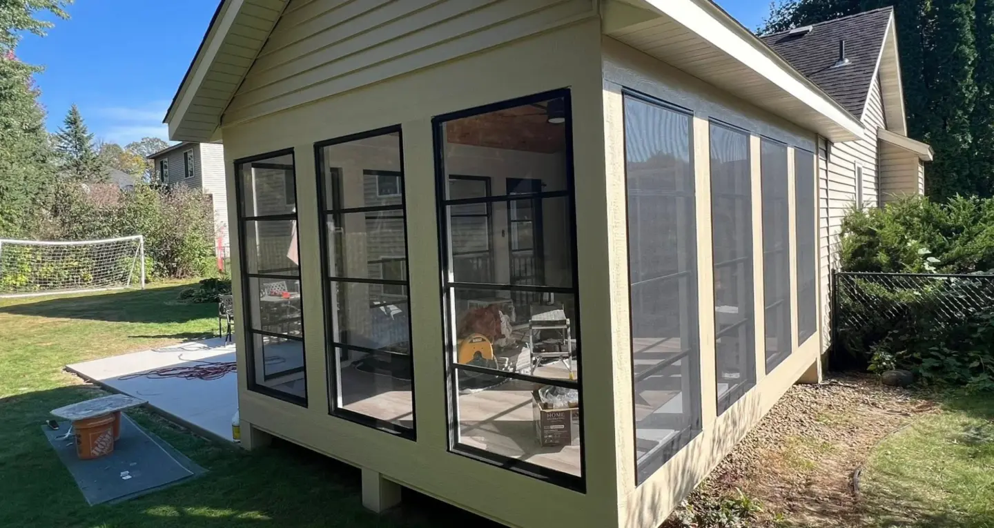 Mocha house with screened porch